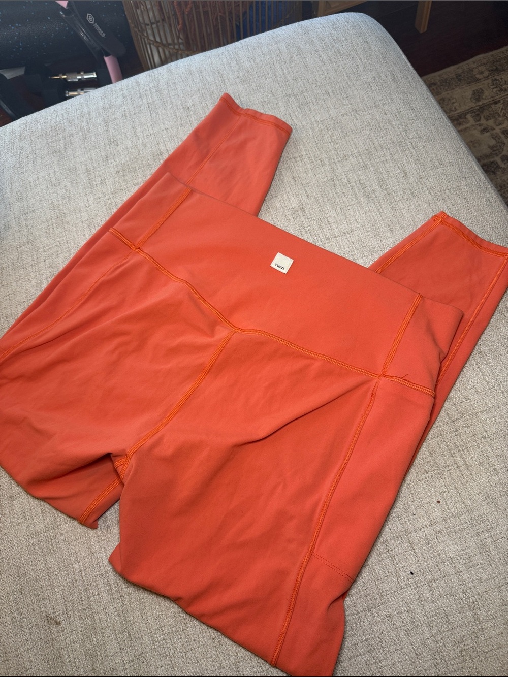Vuori Coral Orange Leggings XL